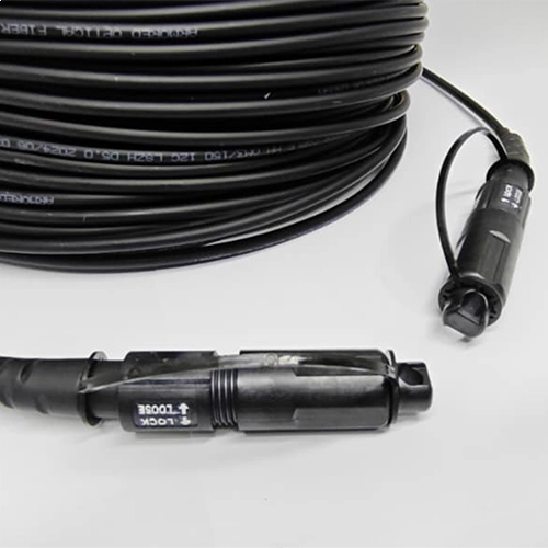 Cabo Óptico Optitap OM3 MPO/UPC Macho x MPO/UPC Macho 50/125 Multimodo de 12 Vias com LSZH Blindado - 200M